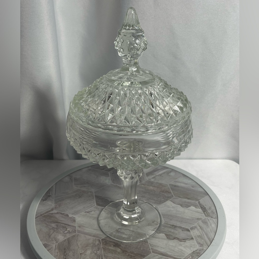 Vintage MCM Glass Diamond Point Clear Glass Lidded Candy/Nut Dish Elegant Classy - Picture 1 of 10